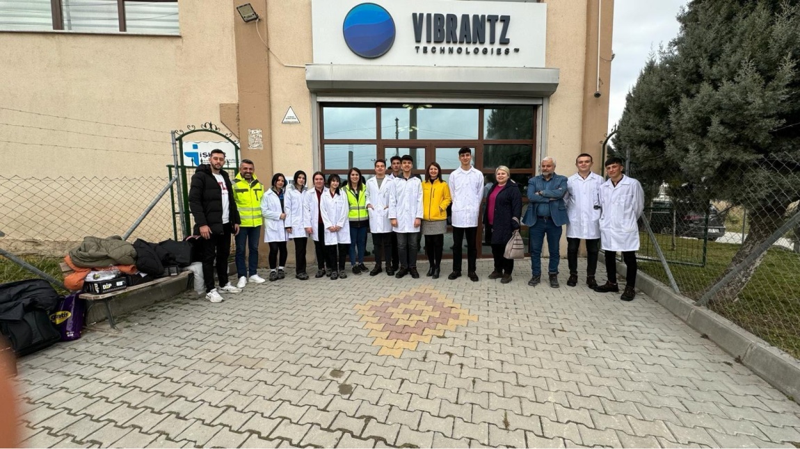 Vibrantz Cam Kaplama Sanayi ve Ticaret Şirketine Teknik Gezi Düzenlendi